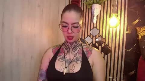 Snapshot of aphrodite__bloom chatting on 07/04/26, 12:39 aphrodite__bloom online show from 07/04/26, 12:39