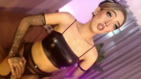 Snapshot of aphrodite_may chatting on 05/08/26, 02:55 kathryn online show from 05/08/26, 02:55