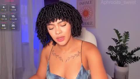 Snapshot of aphrodite_sweet chatting on 03/03/26, 08:04 Karla online show from 03/03/26, 08:04