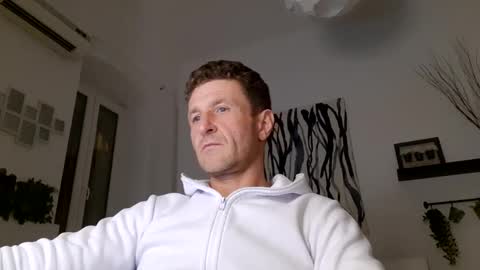 apollobest77 online show from 02/28/25, 10:17