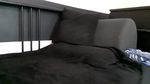 apollobest77 online show from 11/17/25, 03:18