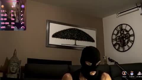 Snapshot of apollonfitx_69 chatting on 11/11/25, 06:52 apollonfitx_69 online show from 11/11/25, 06:52