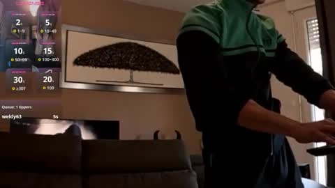 Snapshot of apollonfitx_69 chatting on 11/19/25, 07:30 apollonfitx_69 online show from 11/19/25, 07:30