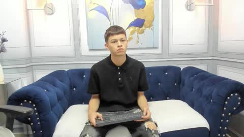   online show from 03/04/26, 03:01