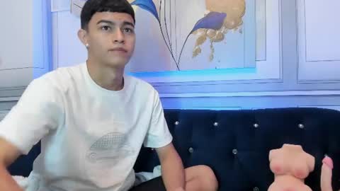   online show from 06/11/26, 02:53