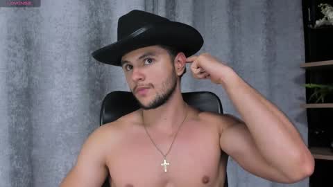 Snapshot of apolo_klein1 chatting on 02/15/25, 08:54 Apolo online show from 02/15/25, 08:54