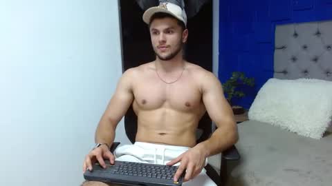 Snapshot of apolo_klein1 chatting on 02/24/25, 09:31 Apolo online show from 02/24/25, 09:31