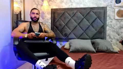 Apolo online show from 09/19/25, 11:38