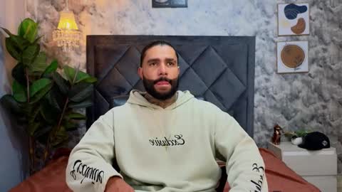 Apolo online show from 11/14/25, 09:24