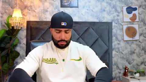 Apolo online show from 11/21/25, 08:40