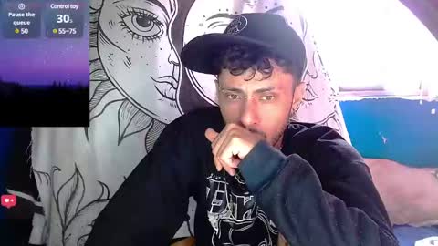 Snapshot of apolo_s chatting on 01/14/25, 01:38 Andres online show from 01/14/25, 01:38