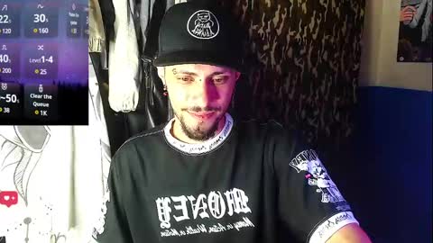 Snapshot of apolo_s chatting on 01/27/25, 03:47 Andres online show from 01/27/25, 03:47