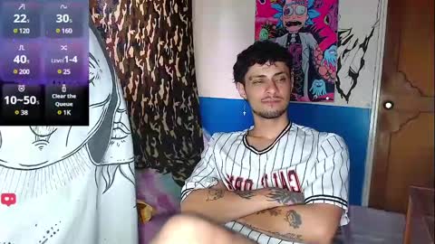 Snapshot of apolo_s chatting on 02/24/25, 08:47 Andres online show from 02/24/25, 08:47