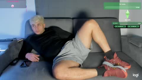 apolo_strange online show from 11/20/25, 12:33