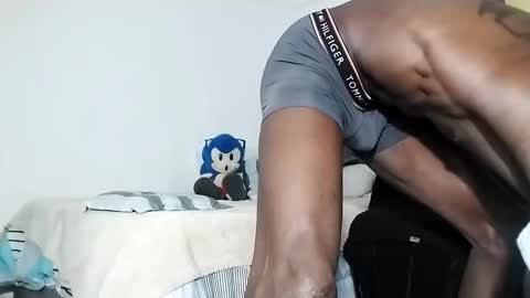 apoloblackbig online show from 10/21/25, 11:11