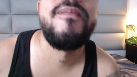 Snapshot of apolomarcos_ chatting on 03/08/25, 10:24 marcos online show from 03/08/25, 10:24