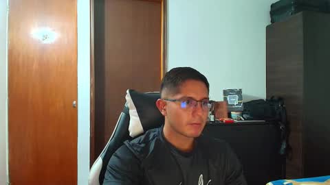 apoloo11 online show from 12/01/25, 01:21