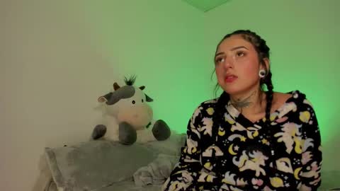 Snapshot of apolorising_ chatting on 09/09/25, 03:06 Lola  Apolo online show from 09/09/25, 03:06