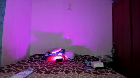 Lola  Apolo online show from 05/03/26, 03:12