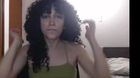 Snapshot of apolosbitch chatting on 12/02/24, 11:40 Nix online show from 12/02/24, 11:40