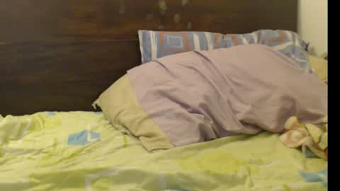 Snapshot of apolosbitch chatting on 02/19/26, 09:00 Nix online show from 02/19/26, 09:00