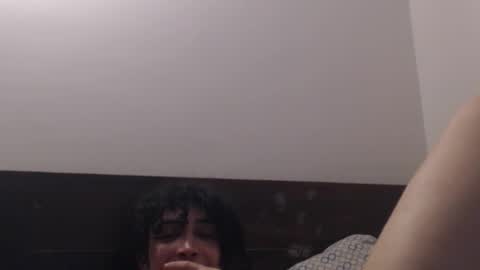 Snapshot of apolosbitch chatting on 03/20/26, 02:27 Nix online show from 03/20/26, 02:27