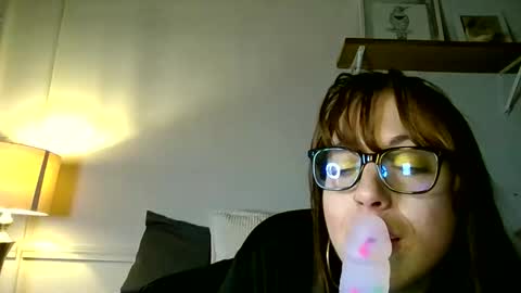Snapshot of appalachiandollx chatting on 05/28/26, 12:41 Appalachian Doll online show from 05/28/26, 12:41