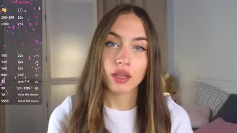 Vicki online show from 09/25/25, 09:02