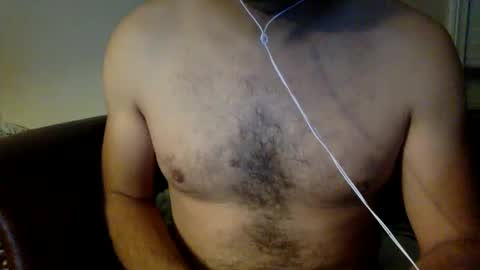Snapshot of applesauce1584 chatting on 02/08/25, 09:13 Display Name online show from 02/08/25, 09:13