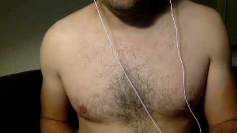 Snapshot of applesauce1584 chatting on 02/13/25, 07:13 Display Name online show from 02/13/25, 07:13
