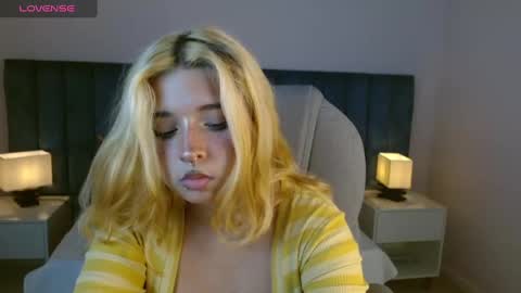 April Bunny online show from 02/03/25, 08:13