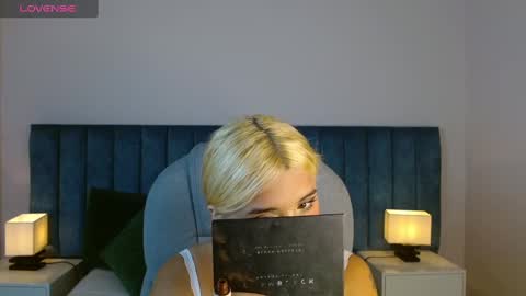 April Bunny online show from 03/01/25, 04:33