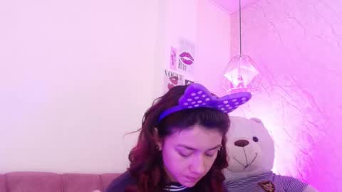   online show from 10/06/25, 12:02