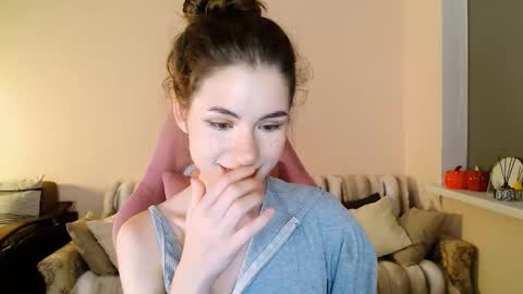 April online show from 09/15/25, 07:58