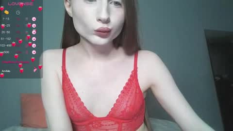 Snapshot of april_kampf_ chatting on 12/06/24, 06:50 April online show from 12/06/24, 06:50