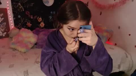 Snapshot of april_l6 chatting on 05/05/26, 10:51 april_l6 online show from 05/05/26, 10:51