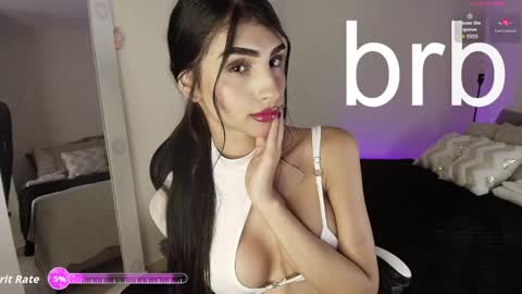 Snapshot of april_scarlett chatting on 05/23/26, 01:11 Scarlett Independent Model online show from 05/23/26, 01:11