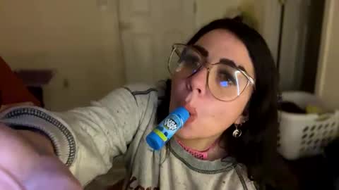 Snapshot of aprilanna chatting on 12/16/24, 11:39 AnnaApril420 online show from 12/16/24, 11:39