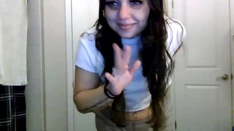 Snapshot of aprilanna chatting on 02/24/25, 05:09 AnnaApril420 online show from 02/24/25, 05:09