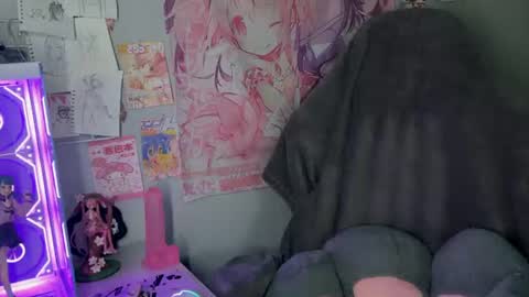 Snapshot of aprilcutie chatting on 07/07/26, 06:23 april online show from 07/07/26, 06:23