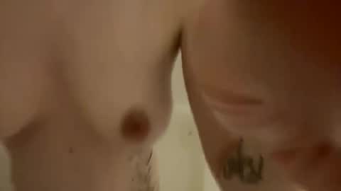 Snapshot of aprilgirlx1011 chatting on 01/01/25, 04:07 aprilgirlx1011 online show from 01/01/25, 04:07