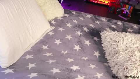 Snapshot of aprilinalba chatting on 01/18/26, 09:07 ALEKSANDRA POLYAKOVA online show from 01/18/26, 09:07