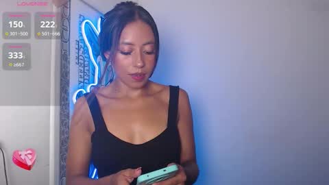          online show from 10/22/25, 01:55