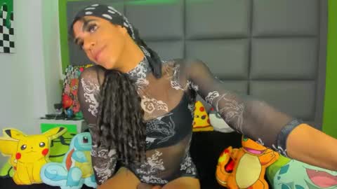 aprill_fox online show from 12/22/25, 01:41