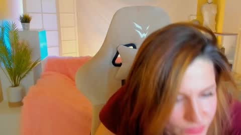 Snapshot of aprill_o_nill chatting on 01/22/25, 05:06 aprill_o_nill online show from 01/22/25, 05:06