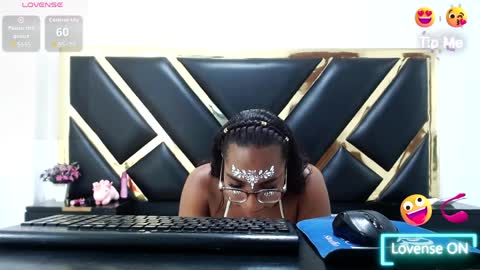 Snapshot of aprilycrystal chatting on 04/08/26, 11:43 april y crystal online show from 04/08/26, 11:43