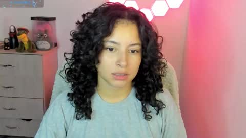 aqua emilly online show from 11/04/25, 11:15