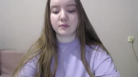 Snapshot of aquanarmin chatting on 01/07/25, 03:35 Josefin online show from 01/07/25, 03:35