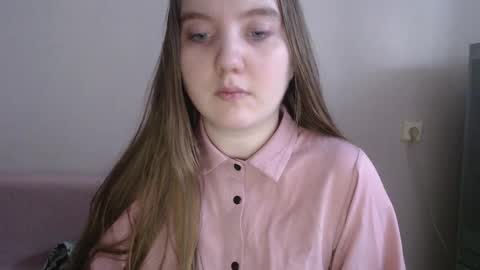 Snapshot of aquanarmin chatting on 02/05/25, 05:52 Josefin online show from 02/05/25, 05:52