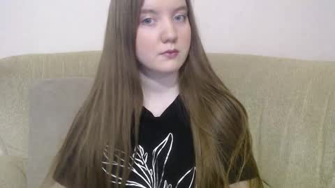 Josefin online show from 11/22/25, 08:24